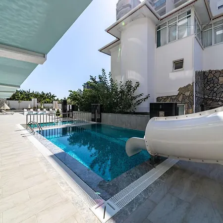 Modern Apartment With Shared Pool And Sauna In Alanya
